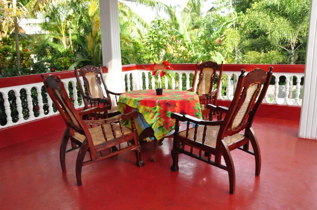 Polina Resort Hikkaduwa Exterior foto